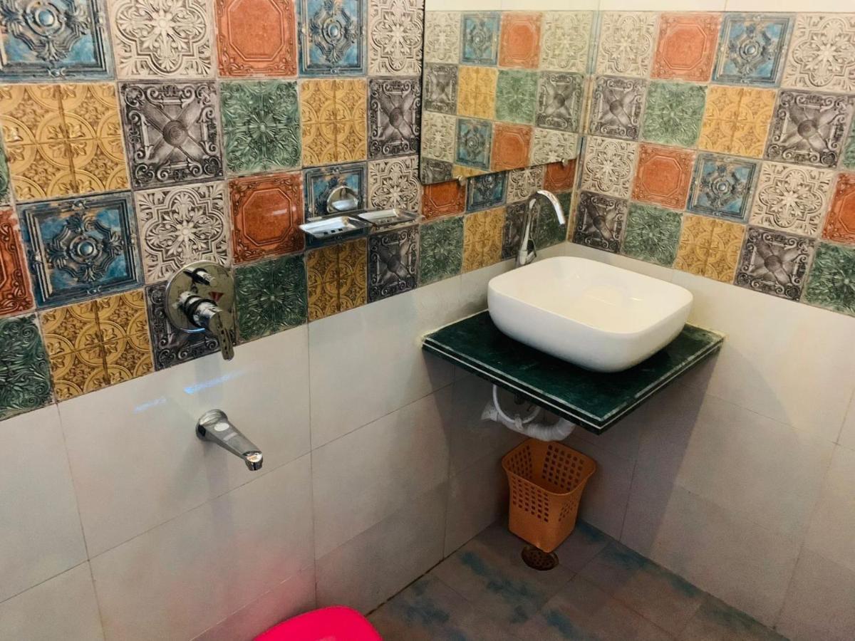 Hotel Payal & Restaurent Pachmarhī 外观 照片