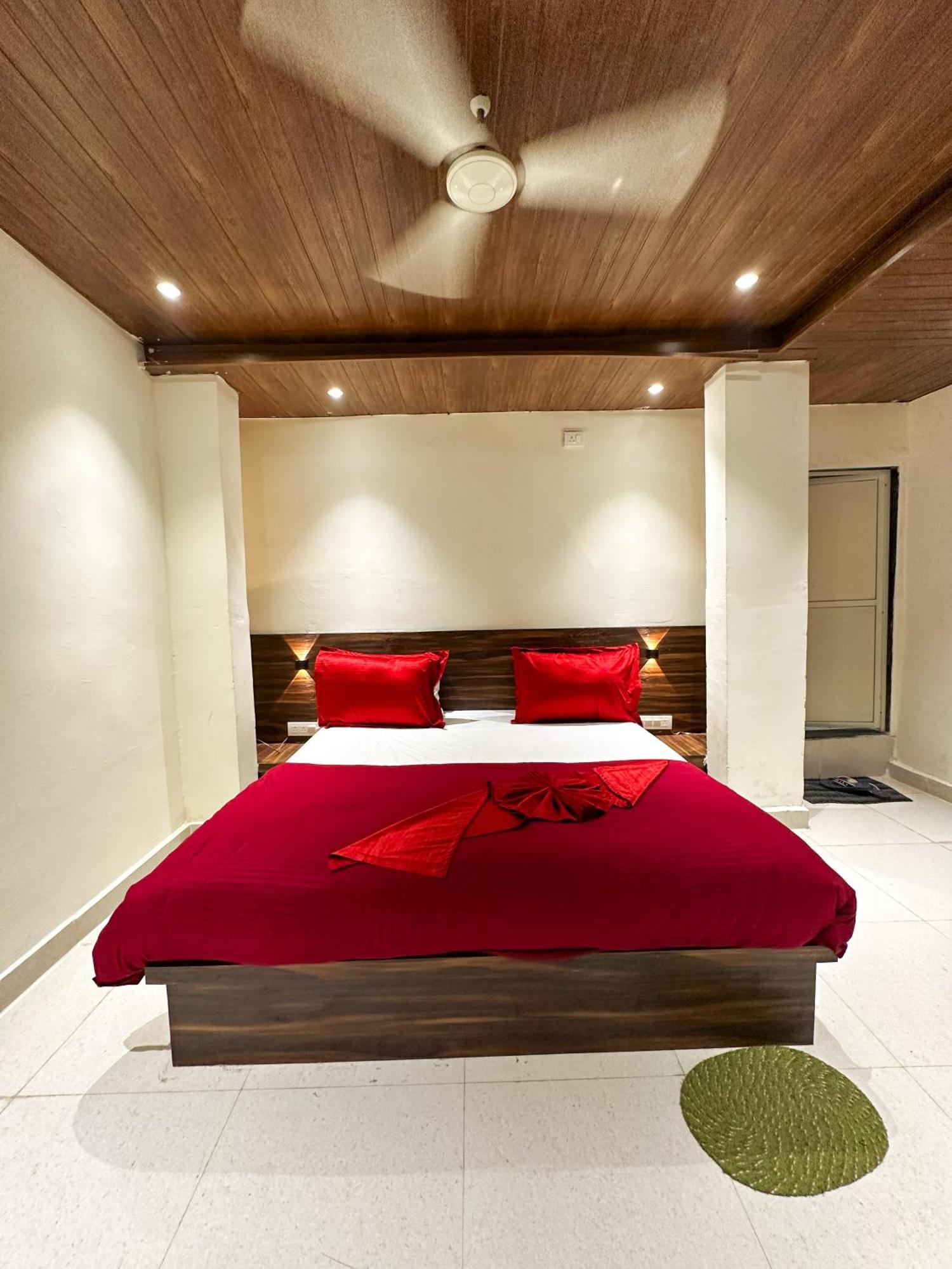 Hotel Payal & Restaurent Pachmarhī 外观 照片