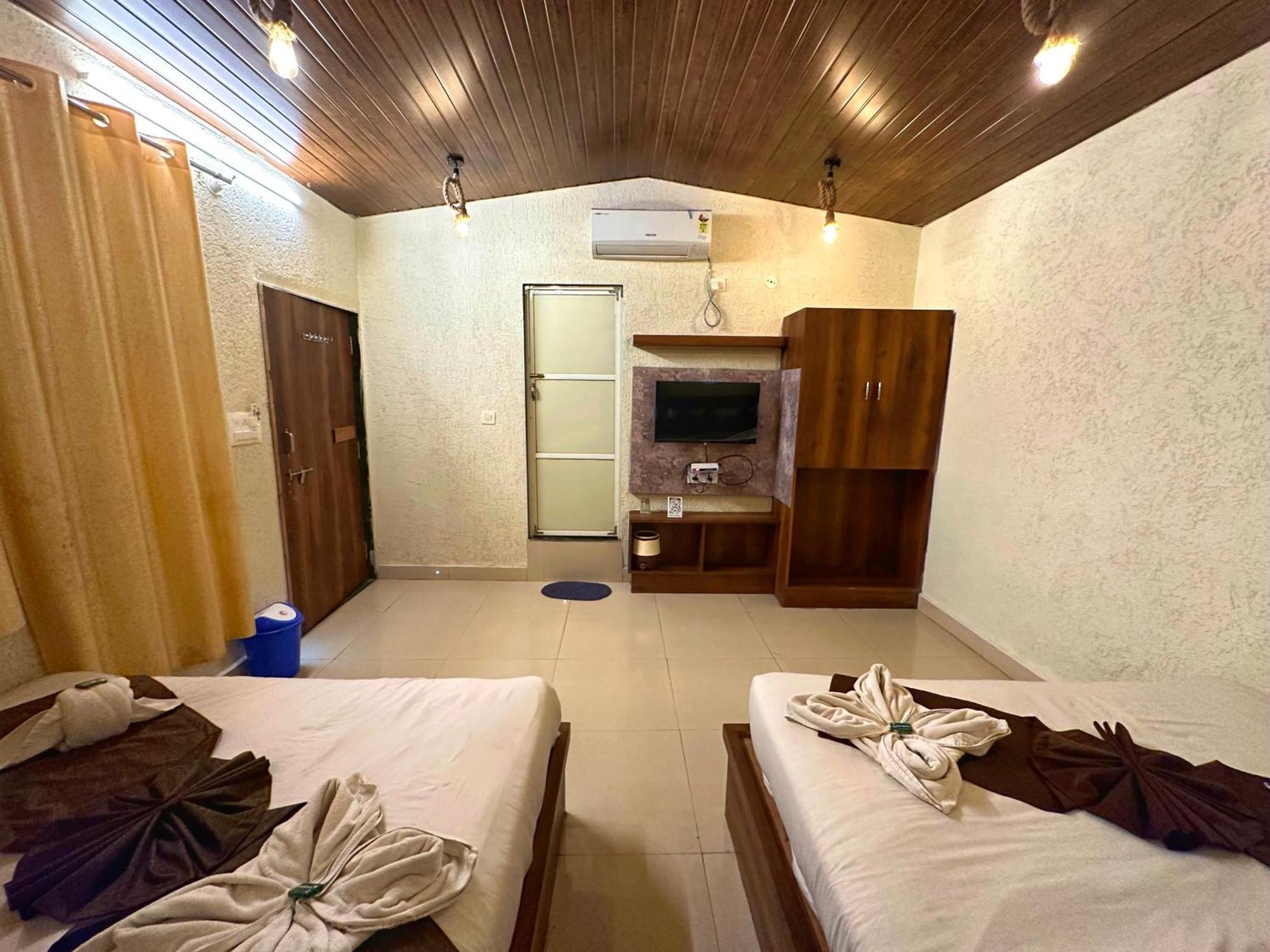 Hotel Payal & Restaurent Pachmarhī 外观 照片